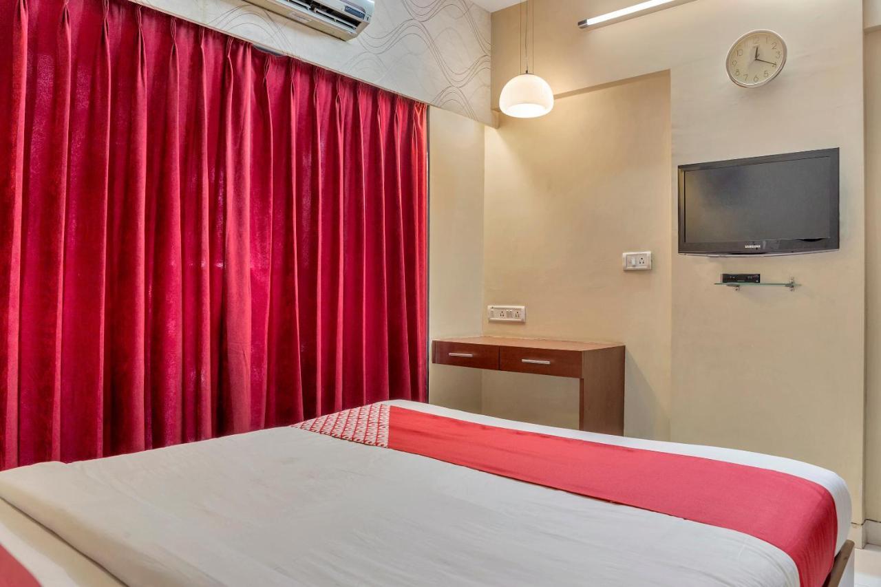 Konark Apartment Malad المظهر الخارجي الصورة