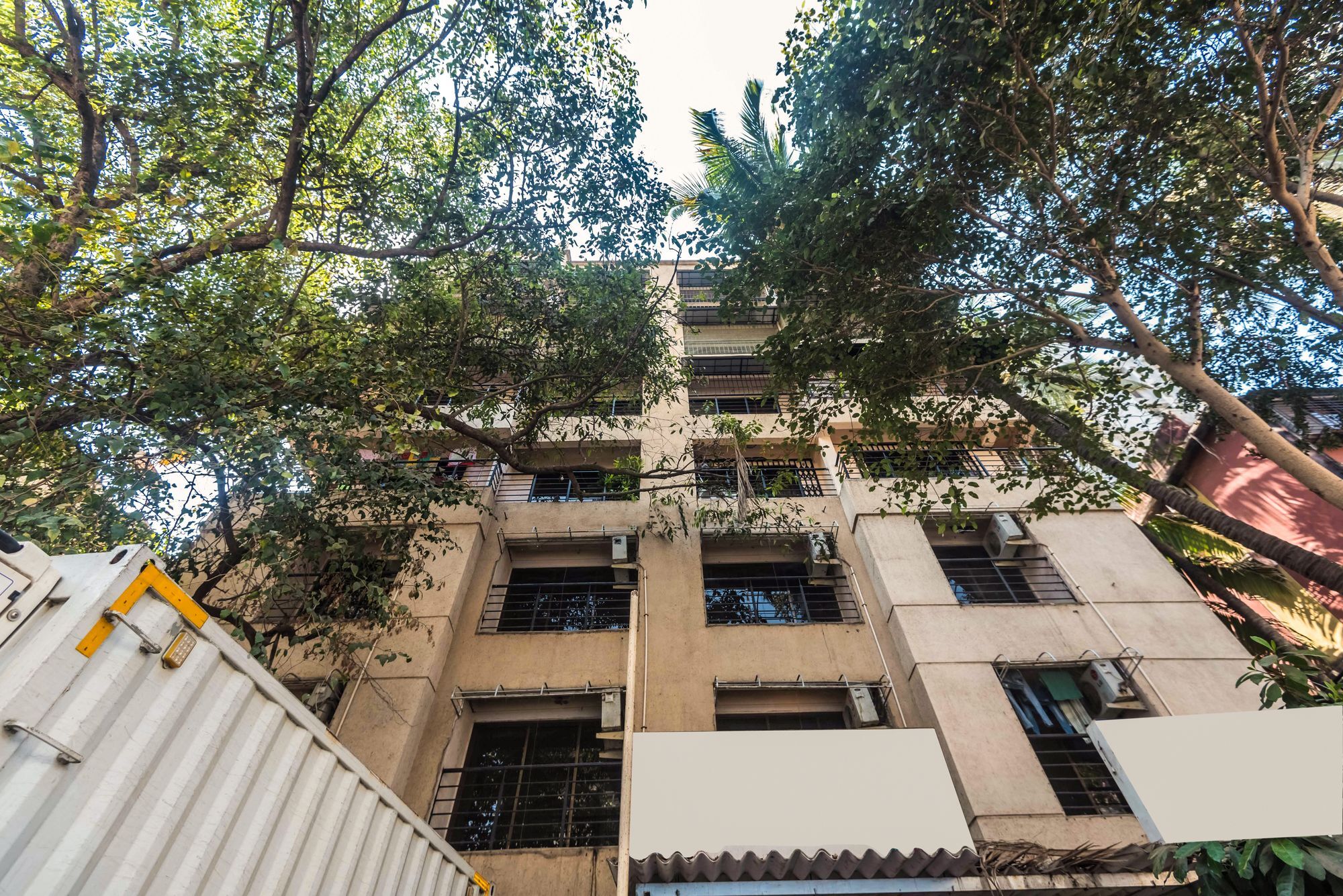 Konark Apartment Malad المظهر الخارجي الصورة